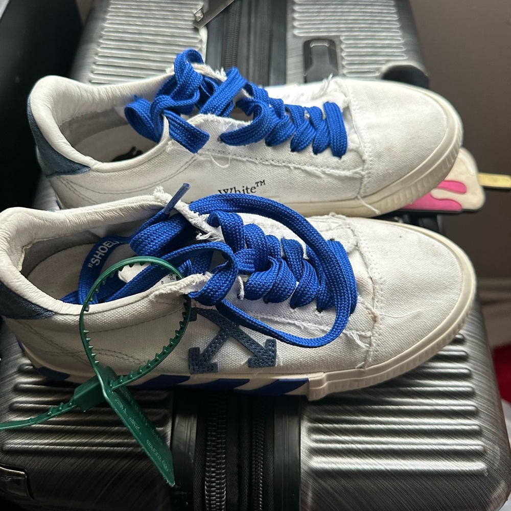 Women’s Blue and White Vulcanized Sneakers. Off- White Brand